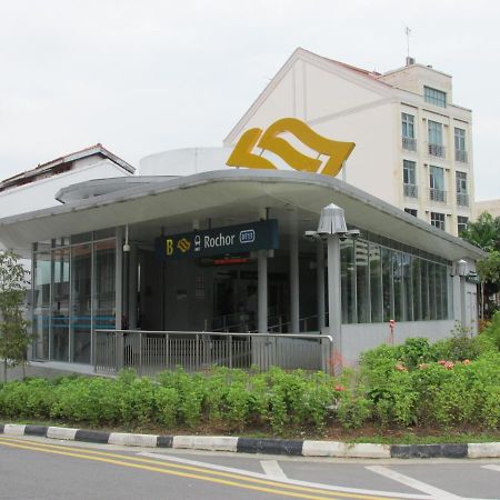 Single Sharing Room And Short Hours Stay At Sandpiper Hotel 新加坡 外观 照片